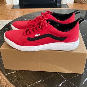 BRAND NEW VANS ULTRARANGE